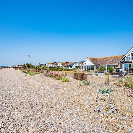 Pebble Paradise Beachfront Family Getaway Певенси Экстерьер фото
