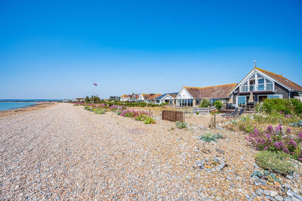 Pebble Paradise Beachfront Family Getaway Певенси Экстерьер фото